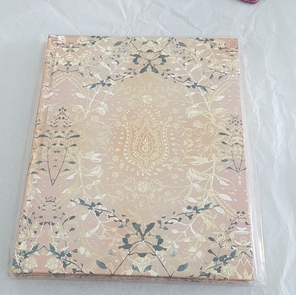 Lovely Brand New High Quality Journal - Picture 4 of 6